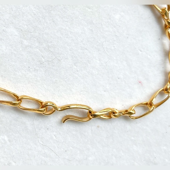 Vintage Monet Gold Tone Chunky Chain Necklace with White Cabochon Pendant - Picture 6 of 6